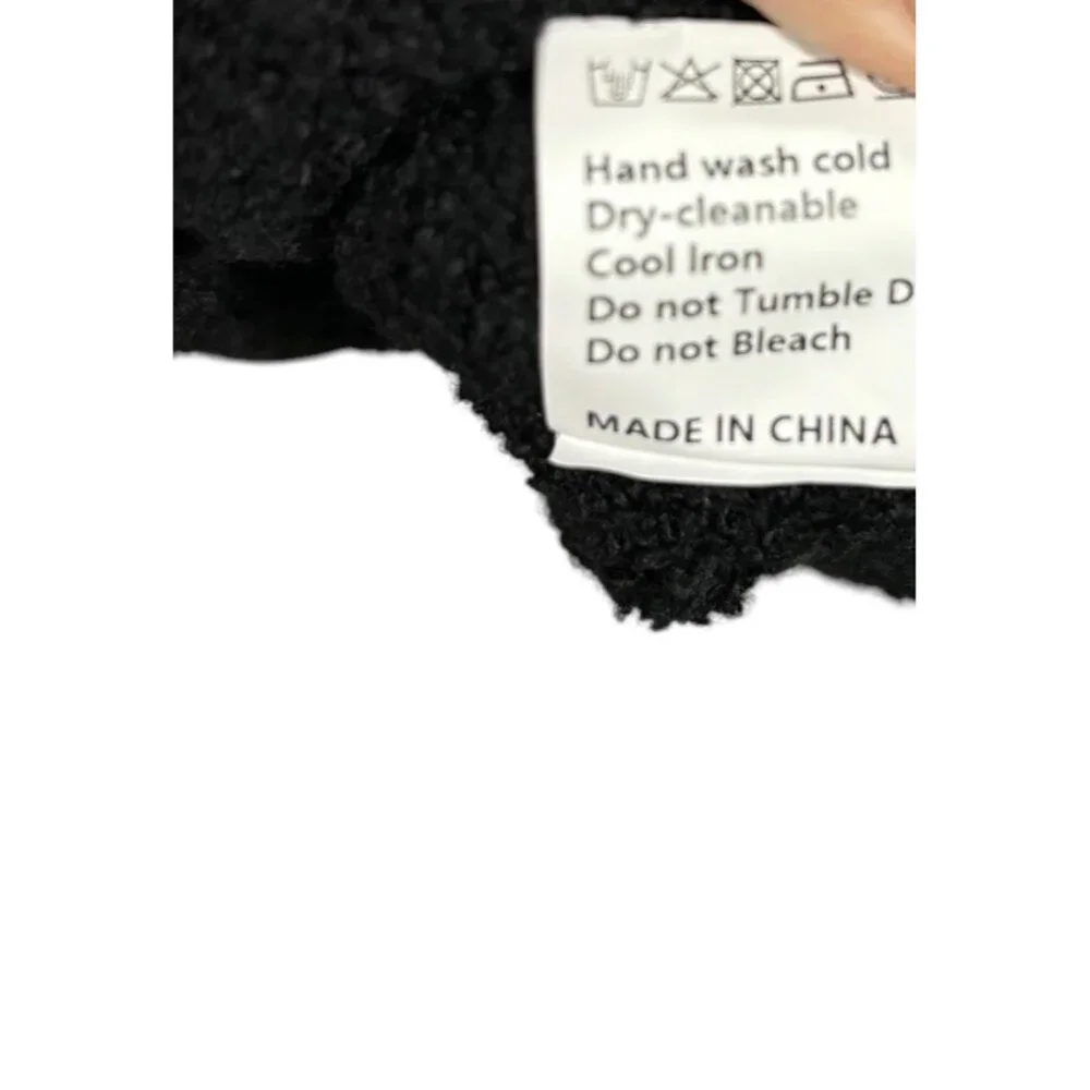 NWT LILLUSORY Womens Small Black Sweater Fuzzy Chunky Warm Pullover Comfortable - Picture 6 of 7